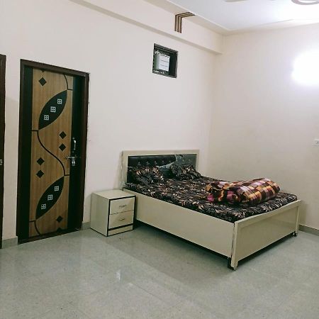 Radha Bhavan Vrindāvan المظهر الخارجي الصورة