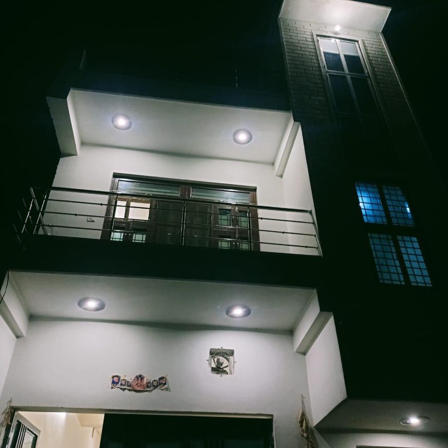 Radha Bhavan Vrindāvan المظهر الخارجي الصورة