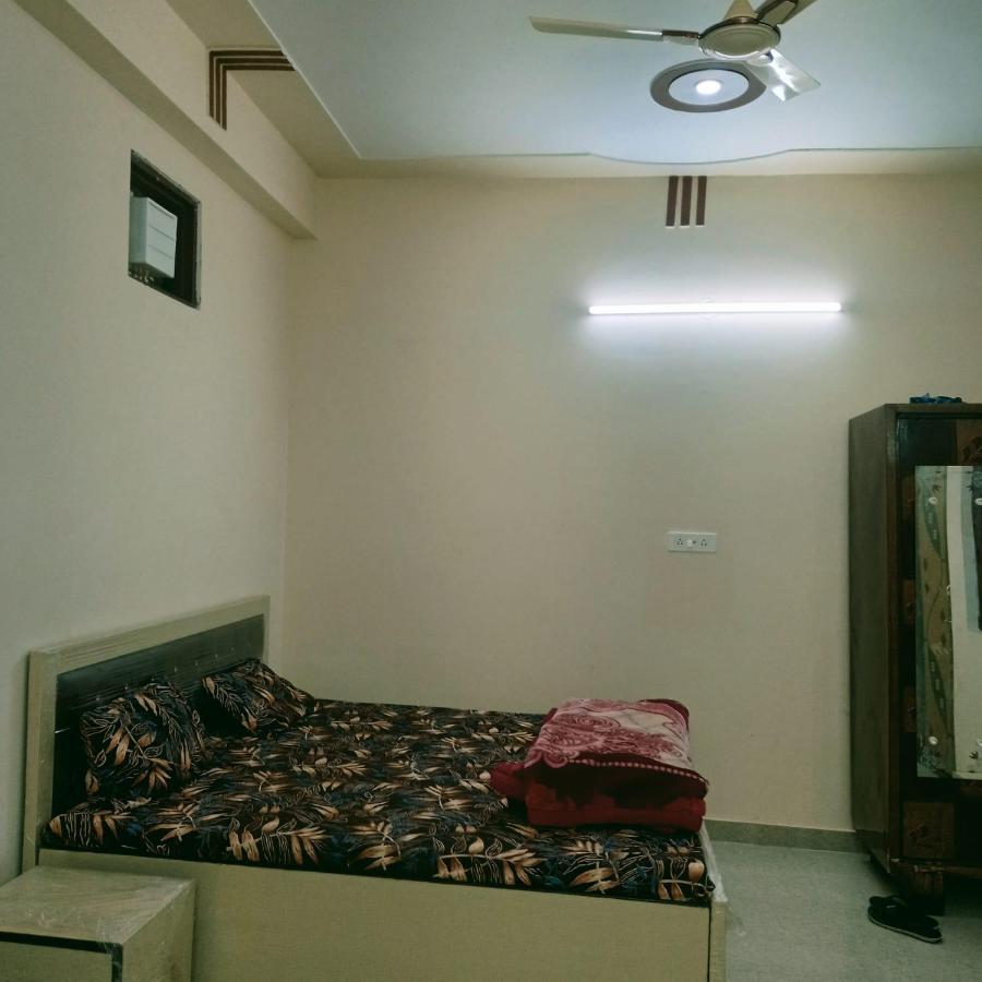 Radha Bhavan Vrindāvan المظهر الخارجي الصورة