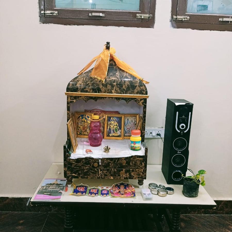 Radha Bhavan Vrindāvan المظهر الخارجي الصورة