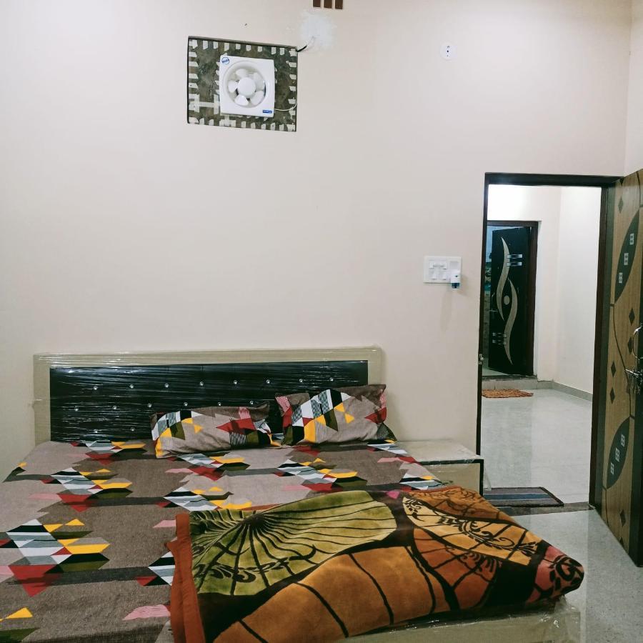 Radha Bhavan Vrindāvan المظهر الخارجي الصورة